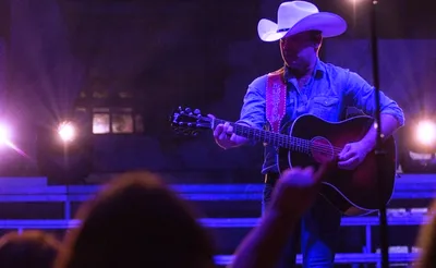 Justin Moore